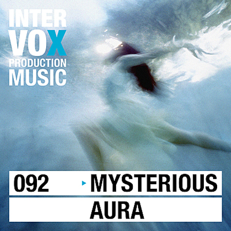 mysterious aura 표지